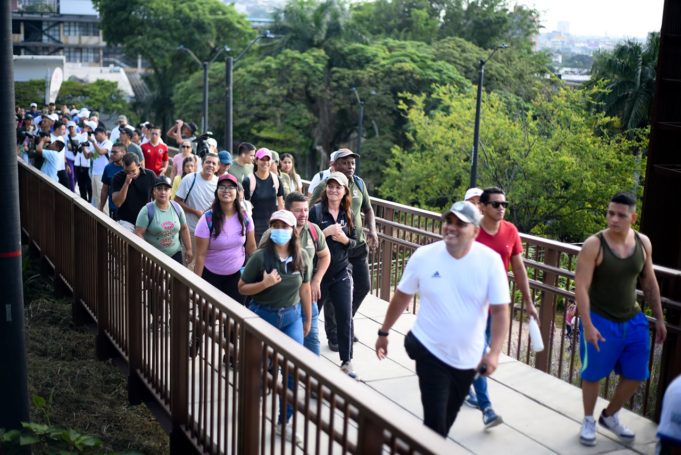 Alcaldía de Cali inauguró el nuevo sendero vía a Cristo Rey. alcaldía-de-cali-inauguro-el-nuevo-sendero-via-a-cristo-rey-02
