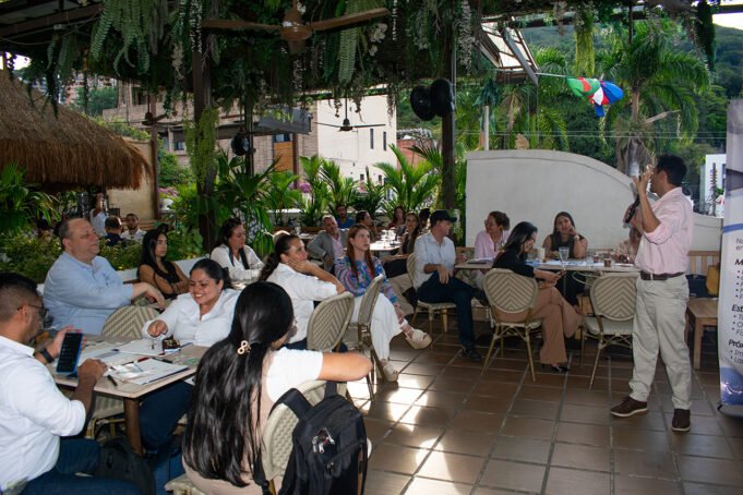 Grupo Multisectorial fortalece la economía local con exitoso networking en Granada, Cali. grupo-multisectorial-fortalece-la-economia-local-con-exitoso-networking-en-granada-ali-01