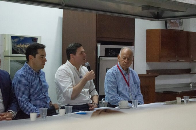 Juan Carlos Pinzón dialogó con empresarios del Valle del Cauca sobre seguridad, empleo e inversión. juan-carlos-pinzon-dialogo-con-empresarios-del-valle-del-cauca-sobre-seguridad-empleo-e-inversion-05