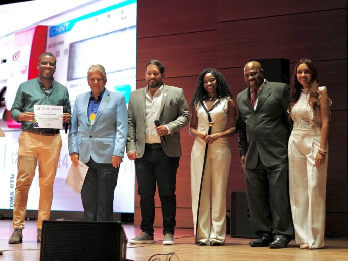 UNICUCES participó en la XV Cumbre de Propiedad Horizontal organizada por EMCALI. unicuces-participo-en-la-XV-cumbre-de-propiedad-horizontal-organizada-por-emcali-01