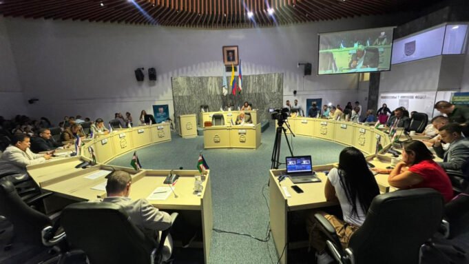 Primer año en el Concejo de Cali, Luis Fernando Salazar resalta su gestión en favor de las comunidades. primer-ano-en-el-concejo-de-cali-luis-fernando-salazar-resalta-su-gestion-en-favor-de-las-comunidades-01