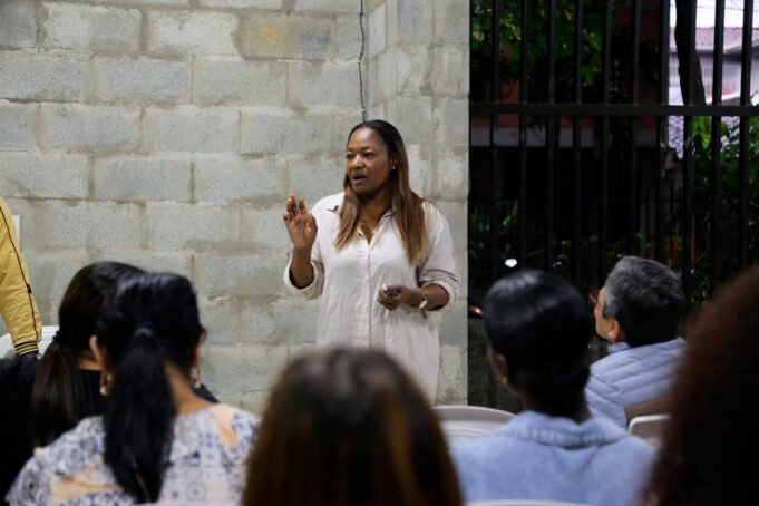 Jóvenes en Cali fortalecen participación ciudadana en escuelas de formación jovenes-en-cali-fortalecen-participacion-ciudadana-en-escuelas-de-formacion-03