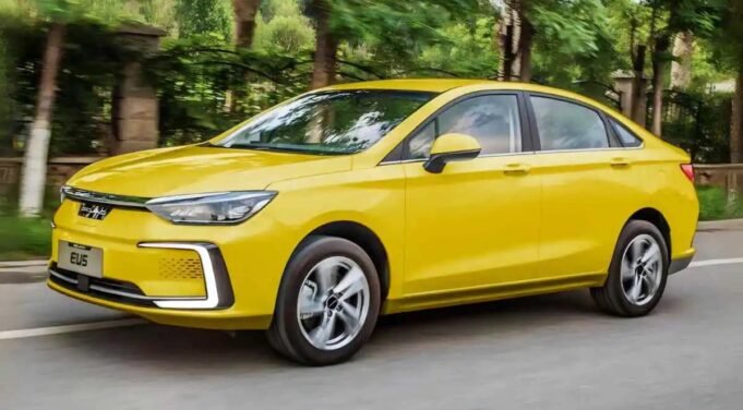 Taxistas del área metropolitana de Cali podrán recibir hasta $42 millones para cambiar su vehículo taxistas-del-area-metropolitana-de-cali-podran-recibir-hasta-$42-millones-para-cambiar-su-vehiculo-02