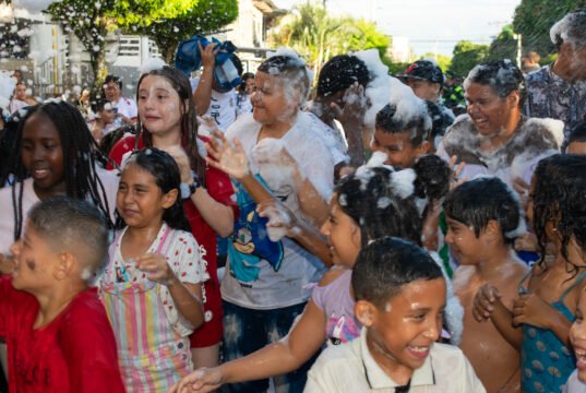 La plancha #1, celebró el Día del Niño en el barrio el Rodeo de Cali la-plancha-1-celebro-el-dia-del-nino-en-el-barrio-el-rodeo-de-cali-03