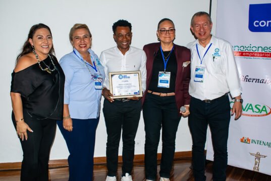Empresario Giovanny Peña Paz fue exaltado en el III Congreso Mipymes Multisectorial 2026 empresario-giovanny-pena-paz-fue-exaltado-en-el-III-congreso-mipymes-multisectorial-2026-03