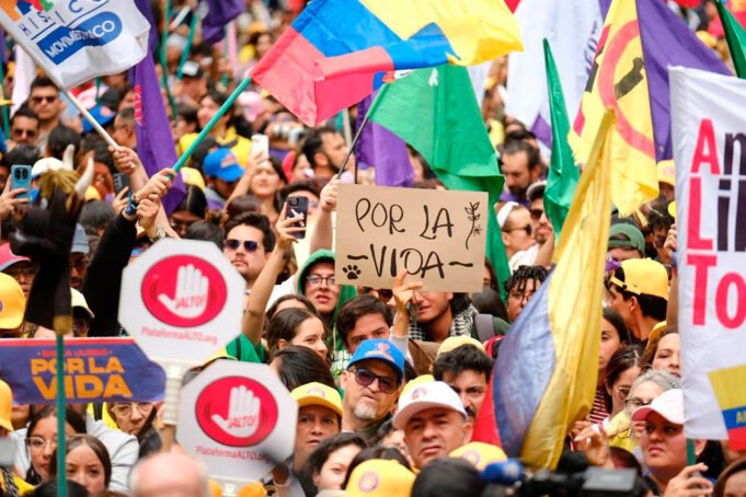 Dirigente sindical reafirma su apoyo a Iván Cepeda en la segunda vuelta presidencial dirigente-sindical-reafirma-su-apoyo-a-ivan-cepeda-en-la-segunda-vuelta-presidencial-01