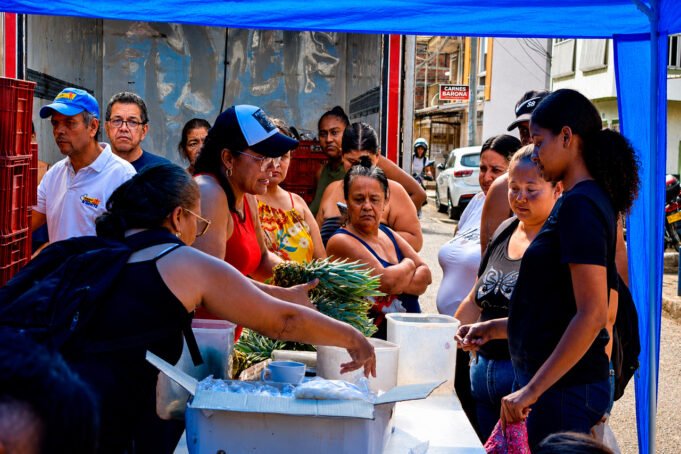 La Fundación Social Mi Gente y el Banco de Alimentos de Cali continúan combatiendo el hambre con mercados solidarios la-fundacion-social-mi-gente-y-el-banco-de-alimentos-de-cali-continuan-combatiendo-el-hambre-con-mercados-solidarios-01