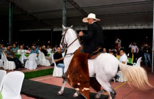 La 73.ª Feria Agropecuaria de Buga abre con cabalgata y grandes conciertos la-73-feria-agropecuaria-de-buga-abre-con-cabalgata-y-grandes-conciertos-04