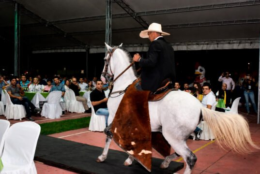 La 73.ª Feria Agropecuaria de Buga abre con cabalgata y grandes conciertos la-73-feria-agropecuaria-de-buga-abre-con-cabalgata-y-grandes-conciertos-04
