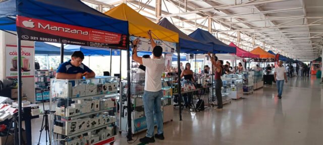 alcaldia-de-cali-reubica-provisionalmente-a-155-comerciantes-de-san-andresito-del-sur-tras-el-terremoto-03 alcaldia-de-cali-reubica-provisionalmente-a-155-comerciantes-de-san-andresito-del-sur-tras-el-terremoto-03